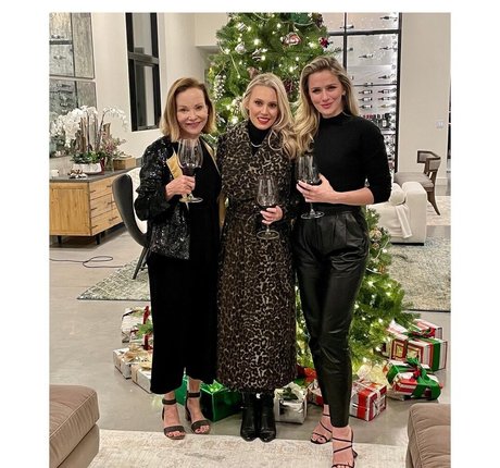 Shantel VanSanten model naked archive