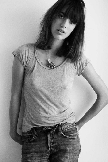 Louise Follain xxx model images