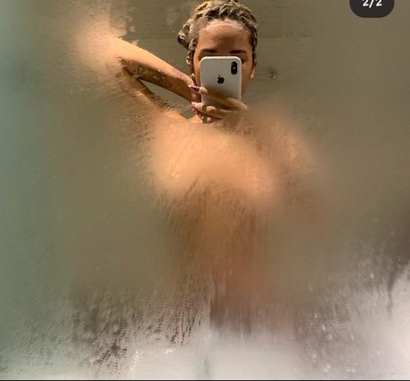 Helen Pales pornstar nudes photos