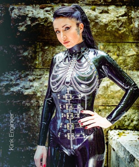 Inkedfleur perfect model picture