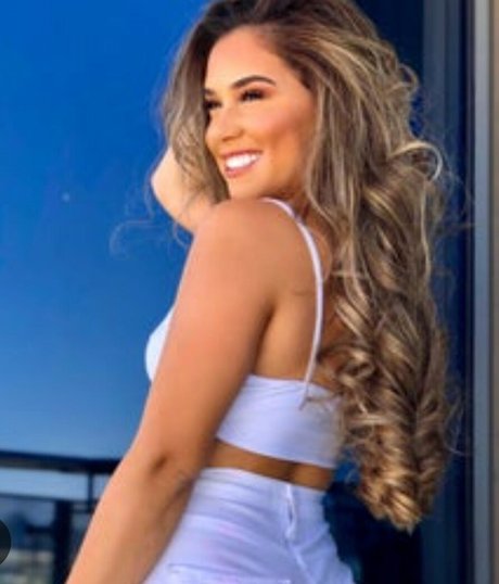 Badgallei model high quality picture