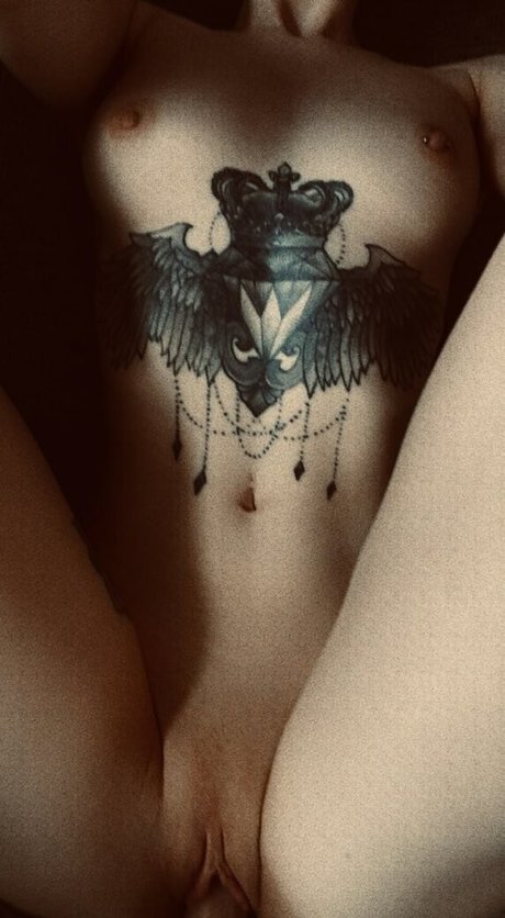 Odabrats pornographic model pic