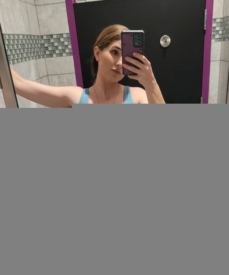 Lizzie All Day star high quality galleries