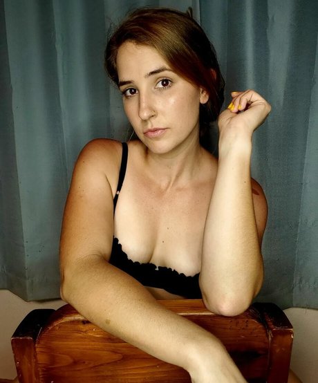 Lizzie All Day high quality actress photo