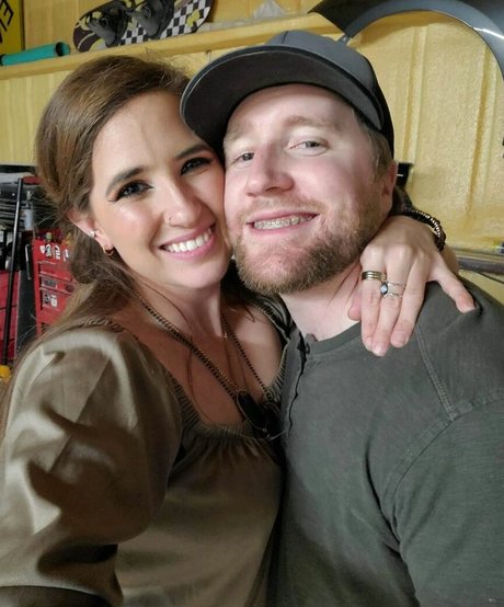 Lizzie All Day star nudes archive