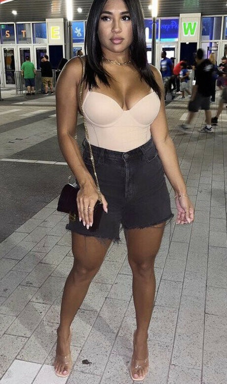 Leslie Ines model pornographic archive