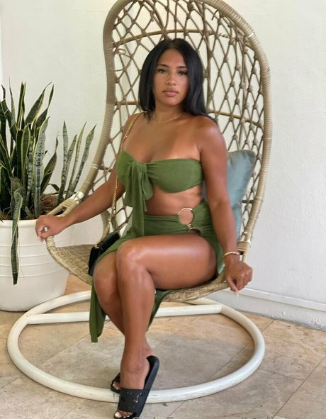 Leslie Ines pornstar high quality pic