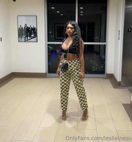 Leslie Ines star best galleries