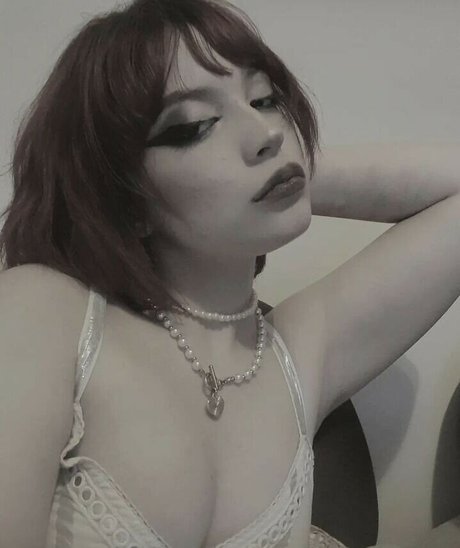 deadgirlws hd star photo