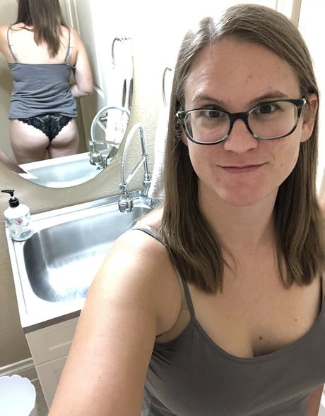 Beard SittingTX hot model archive