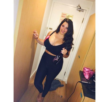 cum selfie onlyfans sex images