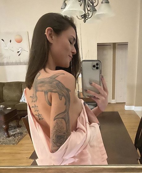 casspertheghxst pretty pornstar pic