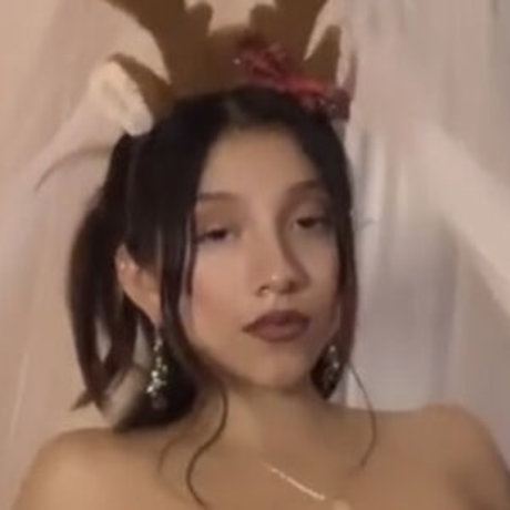 Kumkittensam naked star picture