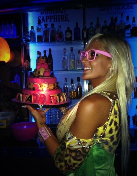 rough onlyfans hot sexy pics