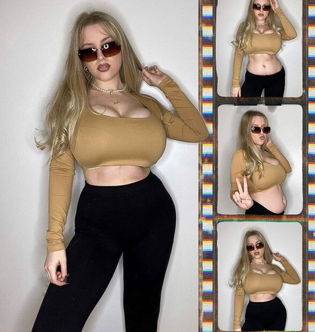 Amber R Brightman hd model pic