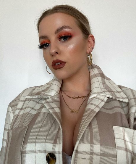 Amber R Brightman hd pornstar picture