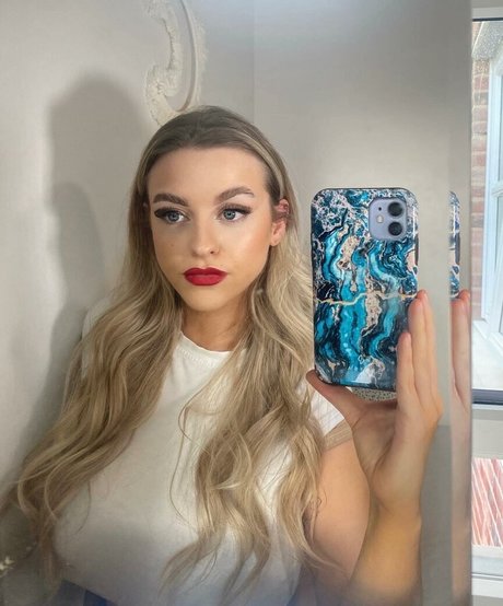 Amber R Brightman actress pictures