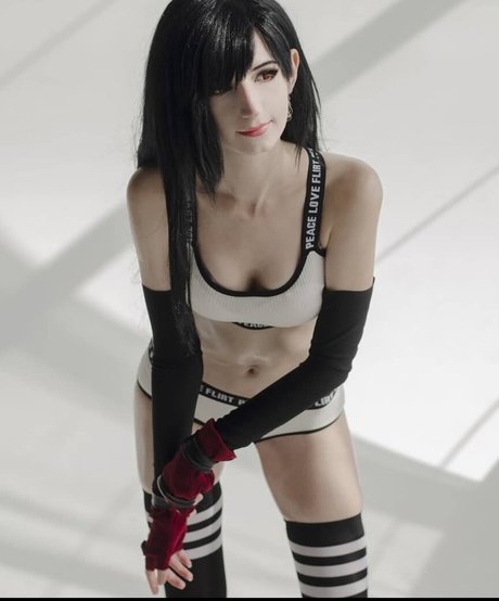 Holly White exclusive actress photo