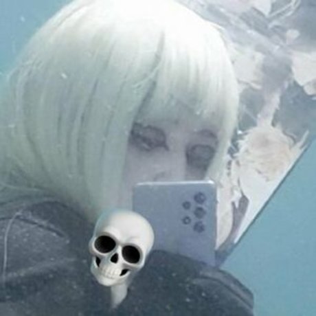 Draconiarv nude model pics