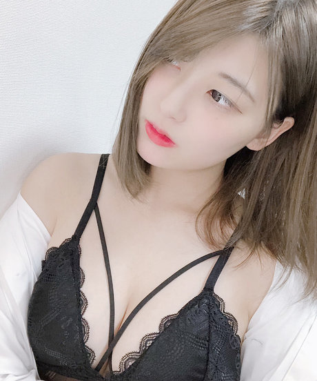 azuan2001 hot actress img