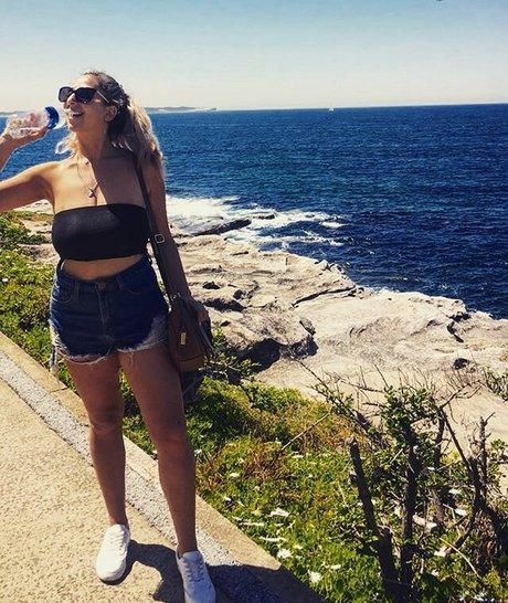 Wears ren free pornstar pics