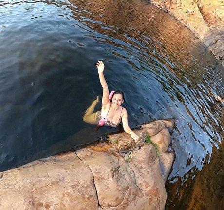 Wears ren pornstar nudes images