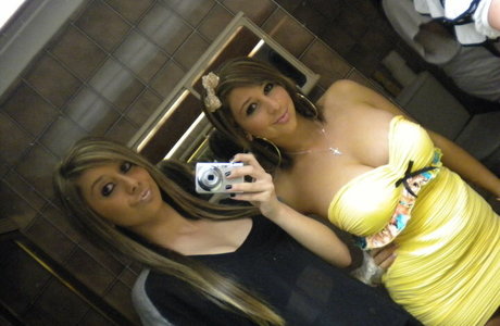 black female onlyfans beautiful naked pic