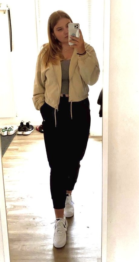 Aline Zwahlen star hot photo