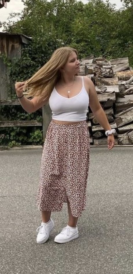 Aline Zwahlen pornstar images