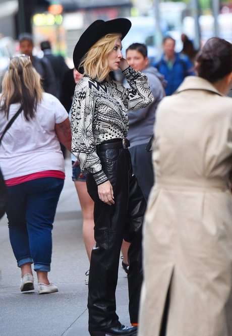 black threesome onlyfans xxx pictures