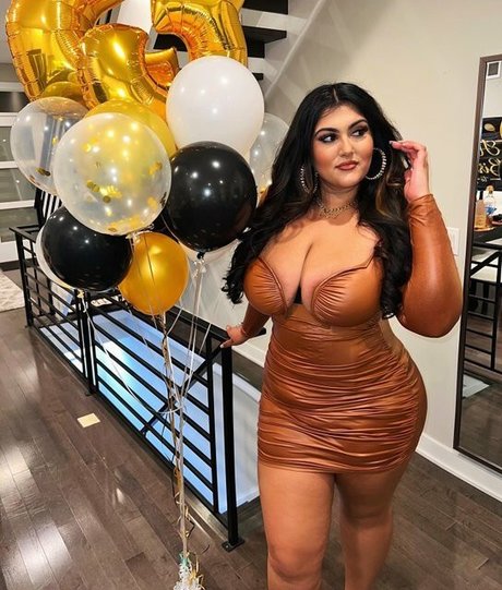 Sanjana star top images