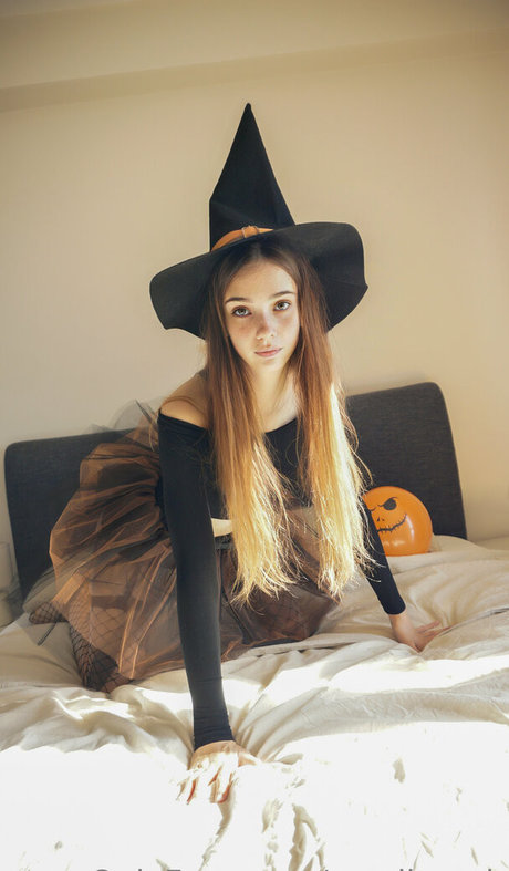 smallsarah star porn photos