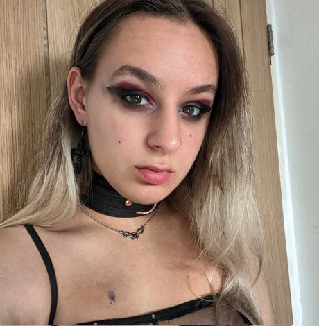 goth kitten model gallery