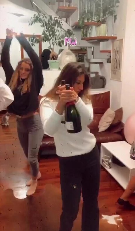 Elissa T free model picture