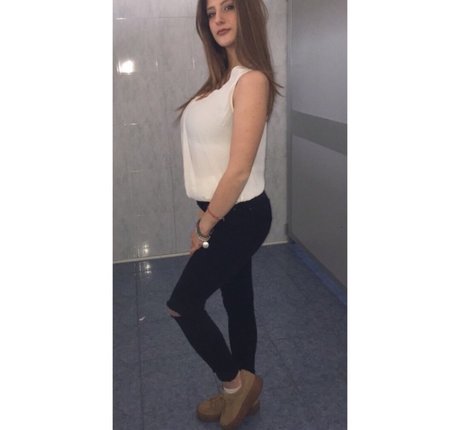 Elissa T pretty pornstar photos