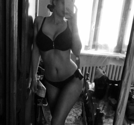 Elissa T model porn gallery