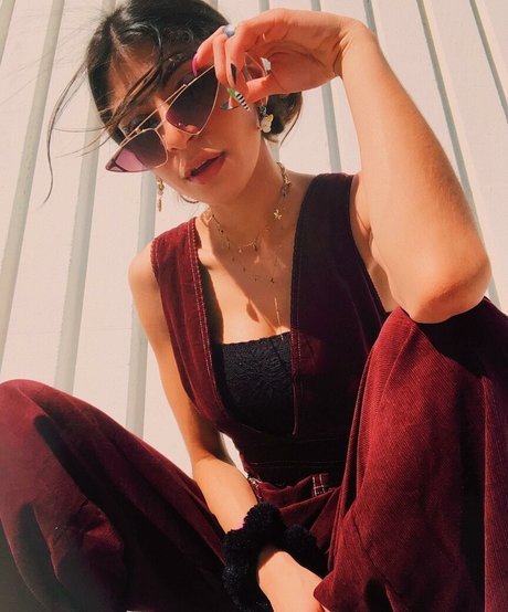 Antoenella star erotic pic