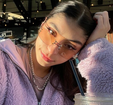 Antoenella beautiful pornstar images