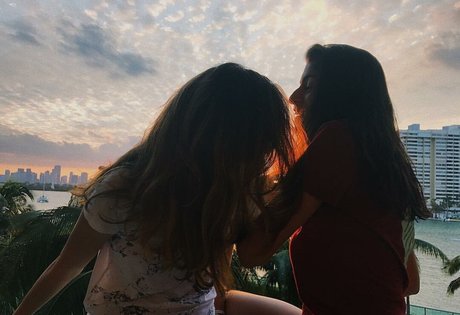 Antoenella sex star galleries