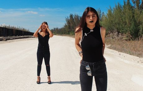 Antoenella pornstar art img