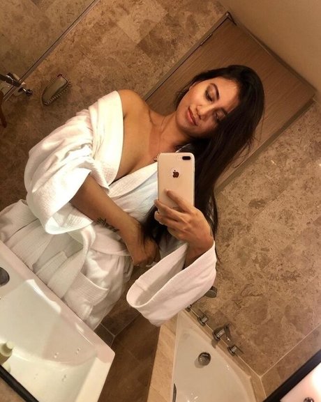 imtheculture model sex photo