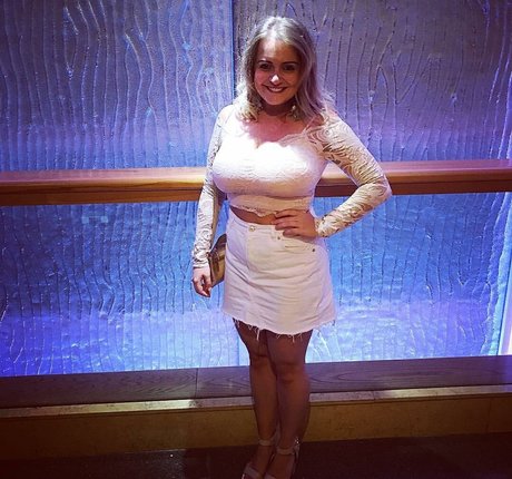 Kirsty Eccleston nude model pic