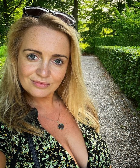 big dildo onlyfans erotic pictures