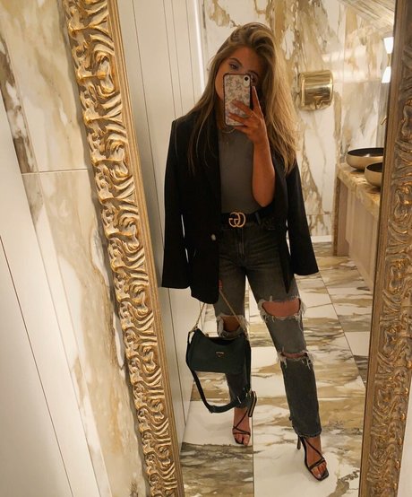 babe brunette onlyfans beautiful nude galleries