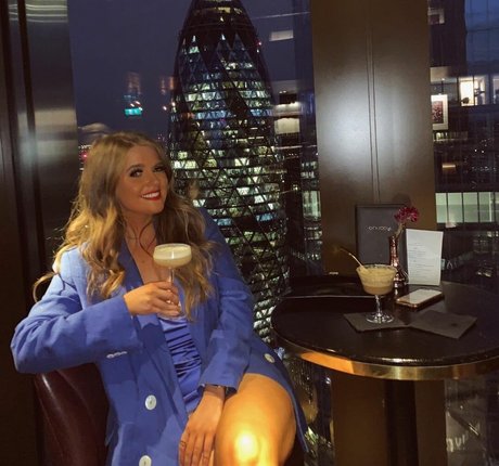 Emily Mather pretty pornstar gallery