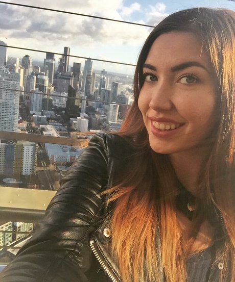 Jenna Ashley pornstar beautiful photo