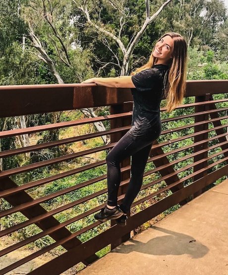 blonde fitness onlyfans pornos img