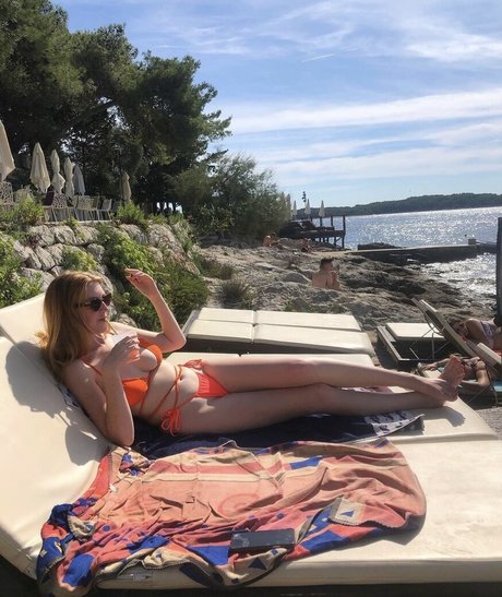 Sillygingervegan star sex gallery