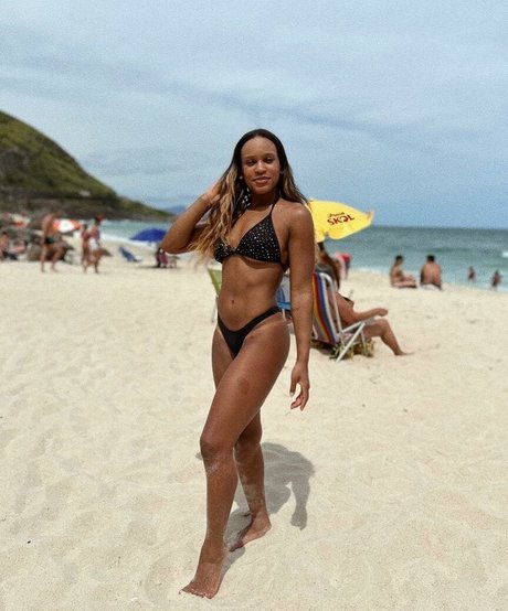 Rebeca Andrade high quality model archive