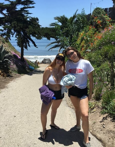 teen asian onlyfans sexy nude galleries